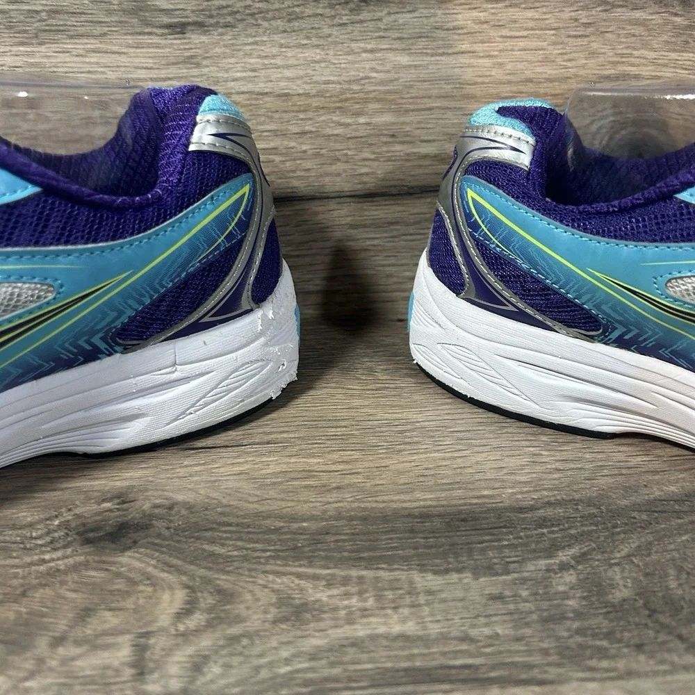 Saucony ride shoes